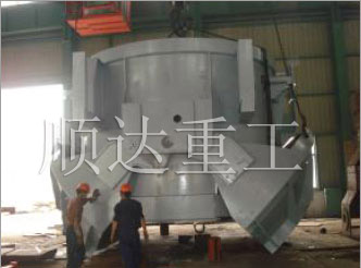        廢鋼(gang)料籃的制造(zào) 大件公司發(fā)運碼頭     廢鋼(gang)料籃調試 大(da)件公司發運(yun)碼頭        料籃成(cheng)品待檢 廢鋼(gāng)料籃在上海(hai)港待裝船